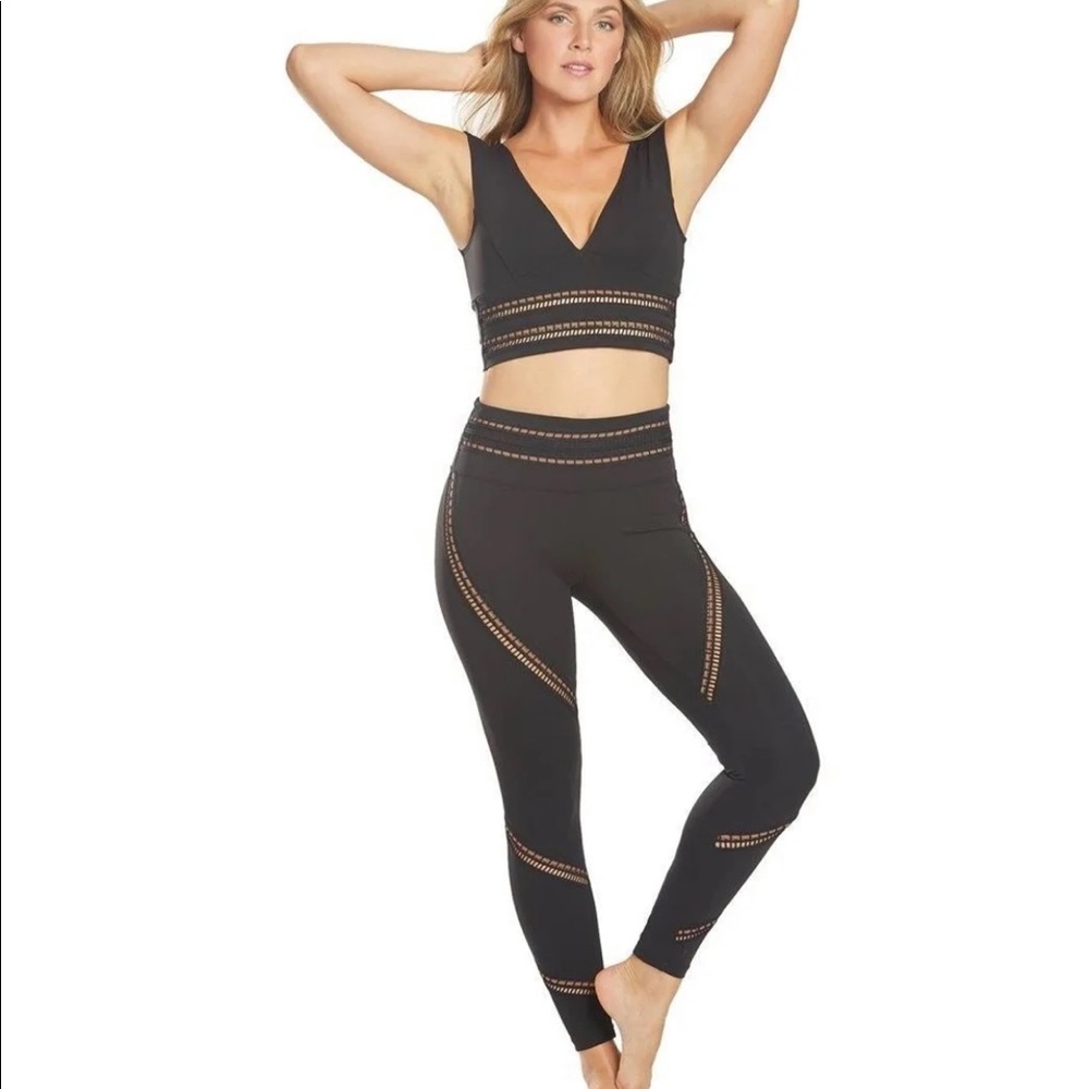 Free People boho highrise black legging.